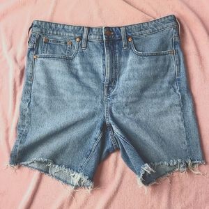 MADEWELL High-Rise Mid Length Denim Jean Bermuda Shorts Size 16W Cut Off Frayed